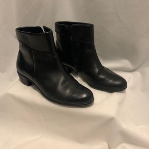 ECCO Black Leather Zip Heeled Boots